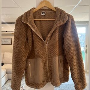 Anne Klein Women’s Fuzzy Fleece Zip Up Tan Large Gold Zippers